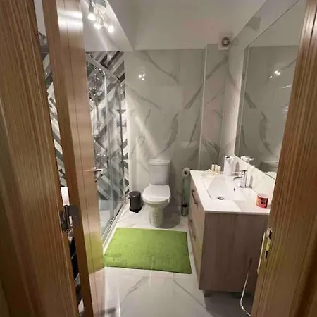 Vip Vasco Da Gama -ap Completo Com Terraco 60m2 דירה *